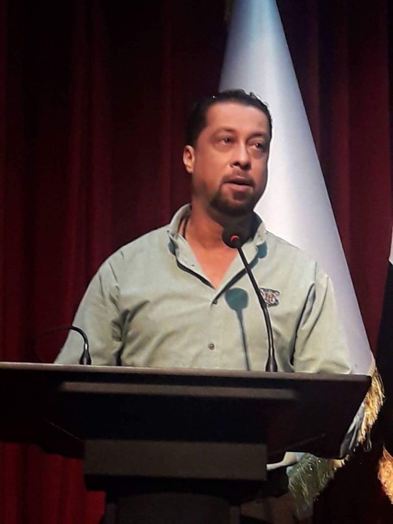 تدريسي في كلية الفنون الجميلة يشترك في مهرجان دار السلام السينمائي