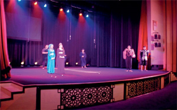 المسرح الجامعي .. ضرورة تربوية وتعليمية