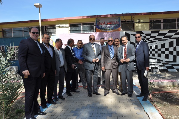 الفناِن قاسم الملاك.. الفنان د.ميمون الخالدي. الفنان د.جبار جودي العبودي في زيارة مهمة لكلية الفنون الجميلة في جامعة القادسية ..