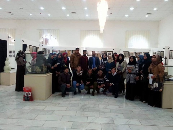 حلقة سمنار لطلبة المرحلة الاولى  وتطوير طرائق التدريس الميدانية