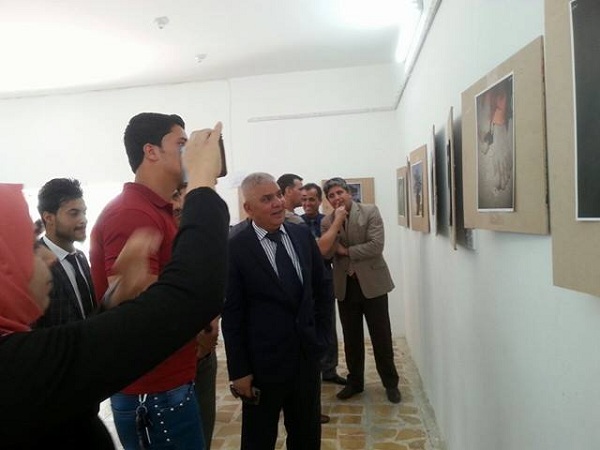 قسم التربية الفنية يقيم  معرضا للصور الفوتوغرافيه