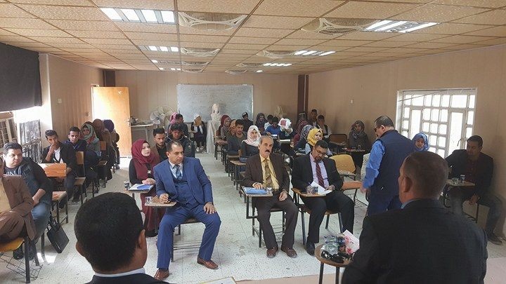 كلية الفنون الجميلة تقيم حلقة نقاشة حول  التسامح وتقبل الطرف الاخر