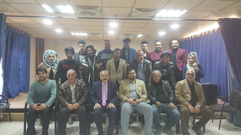 ( اصبوحة مسرحية)