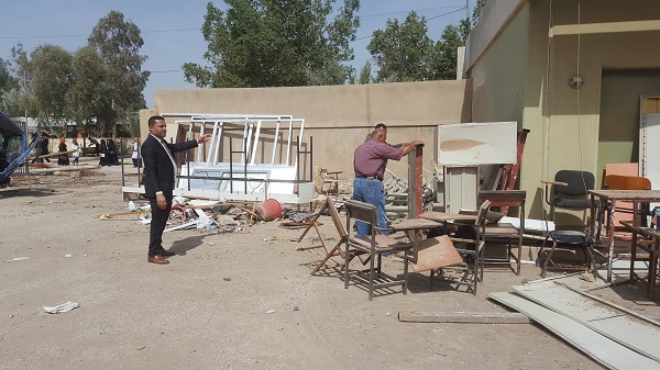 حملة تنظيف وتجميل الساحات الخلفية للاقسام العلمية