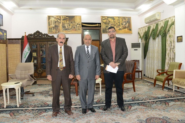 السيد عميد كلية الفنون الجميلة يلتقي السيد محافظ الديوانية الدكتور سامي الحسناوي