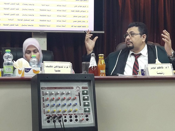 ترأس السيد عميد كلية الفنون الجميلة الاستاذ الدكتور كاظم نوير كاظم الزبيدي لجنة مناقشة أطروحة دكتوراه في  جامعة بابل